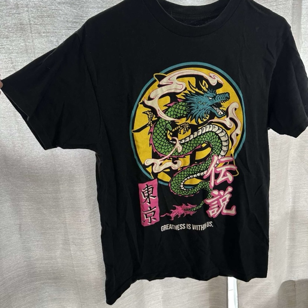Tee shirt